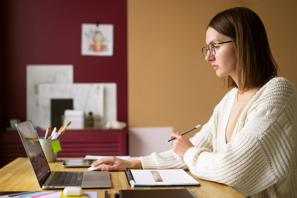 How to Get Your Assignment Done Online with Cheap UK Service